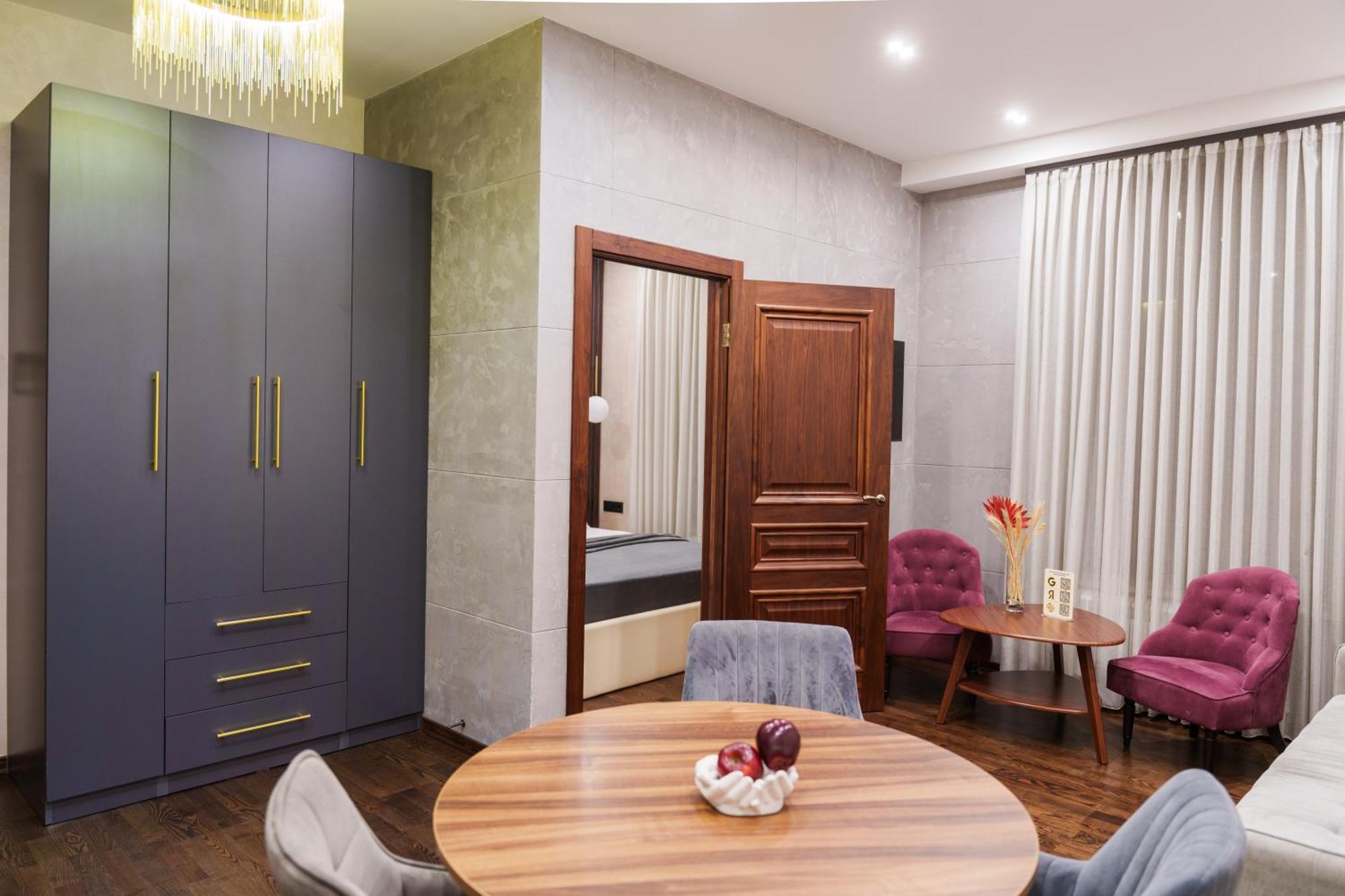 Arch Apart Hotel Jerevan Rum bild
